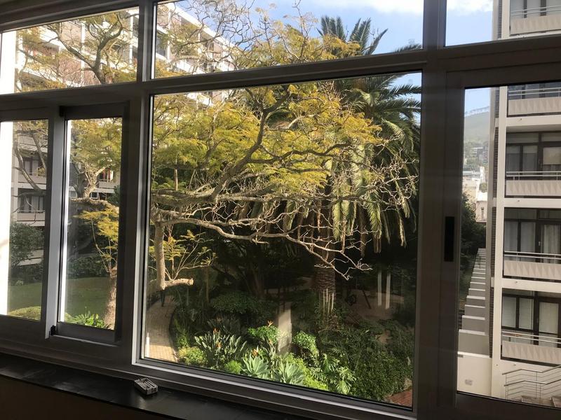 To Let 2 Bedroom Property for Rent in Cape Town City Centre Western Cape